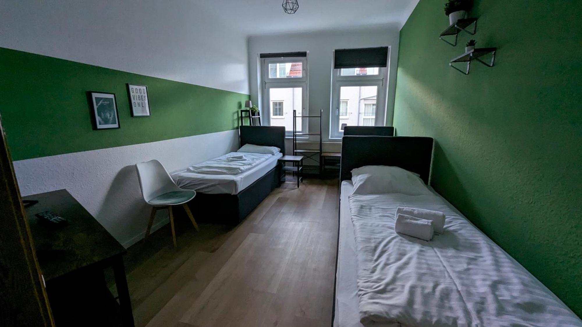 Sali-Homes Boarding Haus Monteur-Wohnungen Balkon Vollkueche Autobahnaehe Markranstädt Стая снимка
