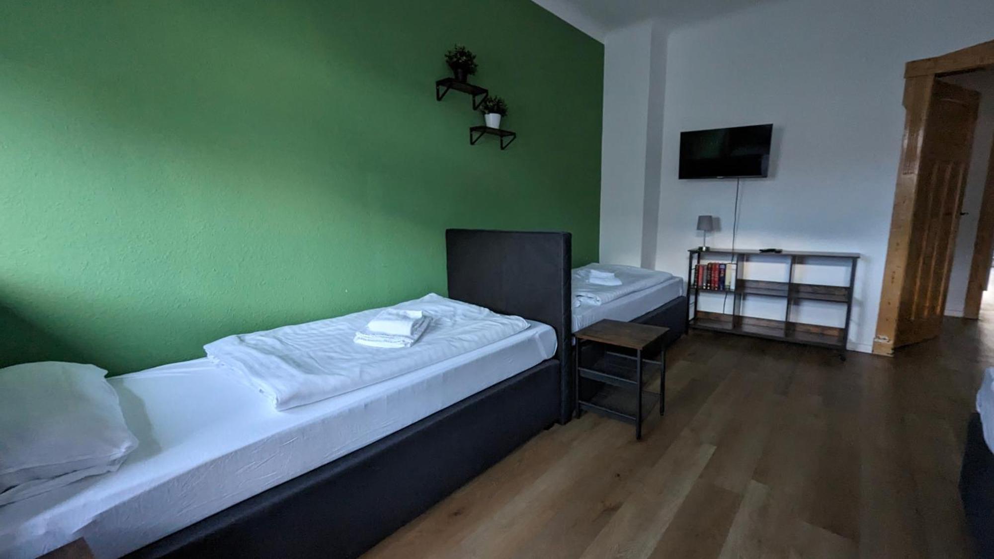 Sali-Homes Boarding Haus Monteur-Wohnungen Balkon Vollkueche Autobahnaehe Markranstädt Стая снимка