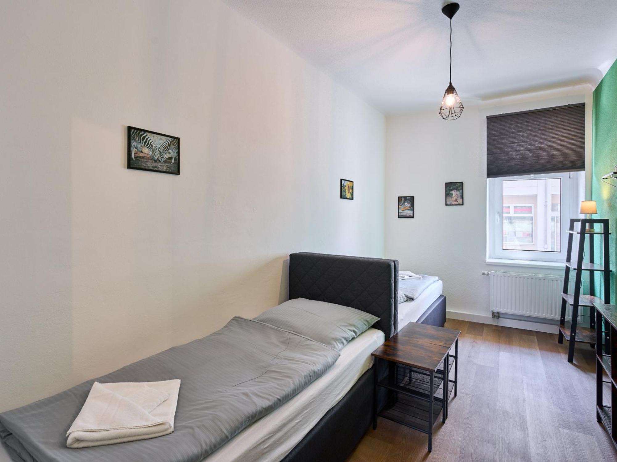Sali-Homes Boarding Haus Monteur-Wohnungen Balkon Vollkueche Autobahnaehe Markranstädt Стая снимка
